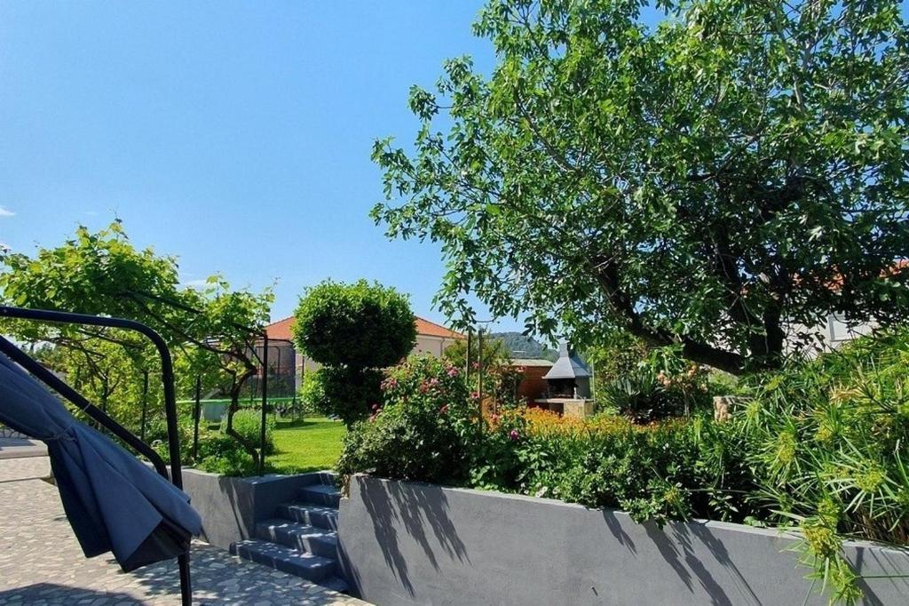 Apartments For Families With Children Lopar, Rab - 22227 Экстерьер фото